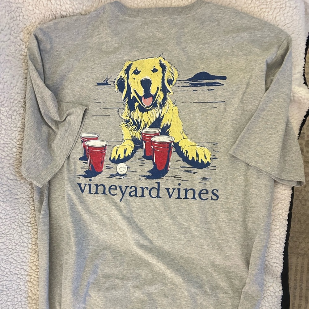 Vineyard vines tshirt